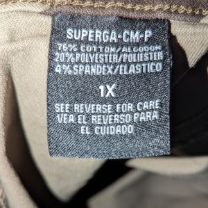 Size 1x pants. Very stretchy.